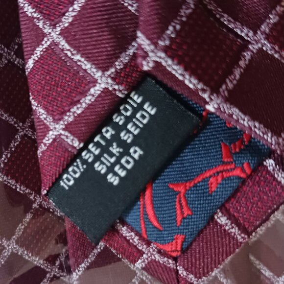 NWOT Brioni Mens Silk Necktie Italy Red Burgundy Silver Diamond Pattern 3.5 X 58 - Picture 4 of 6